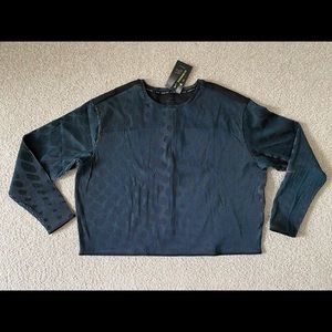 NWT Women's Nike Running Division Mid Layer Top